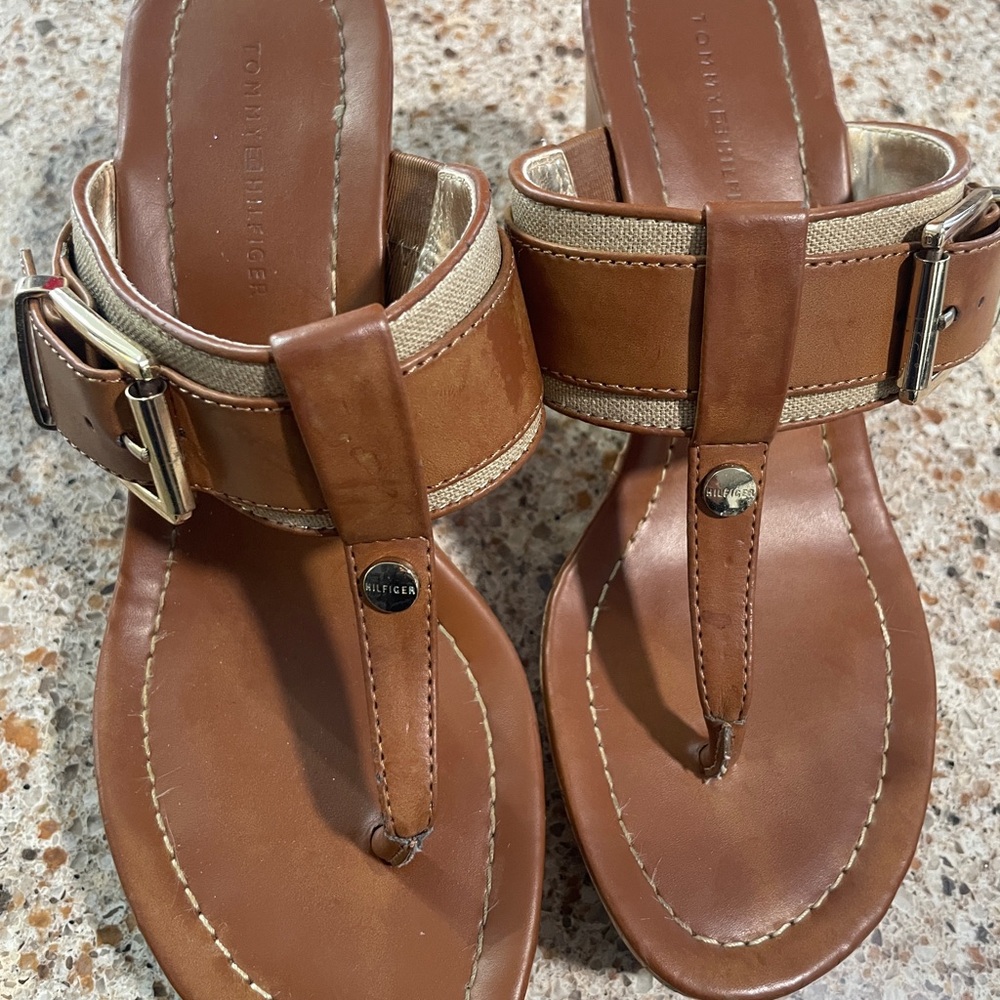 Tommy Hilfiger Brown/Tan Wedges